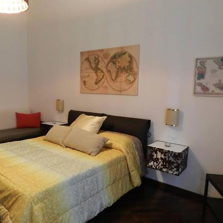 B&B Domus Garibaldi ซาแลร์โน ภายนอก รูปภาพ